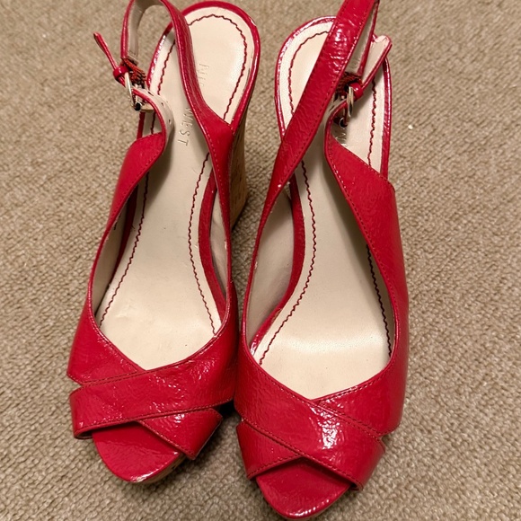 Size 8M - Nine West Red Wedges - Picture 1 of 5